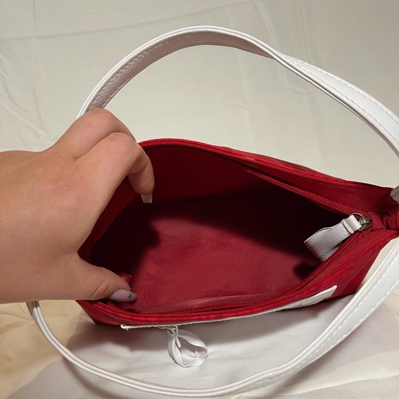 Red Purse - Picture 3 of 3